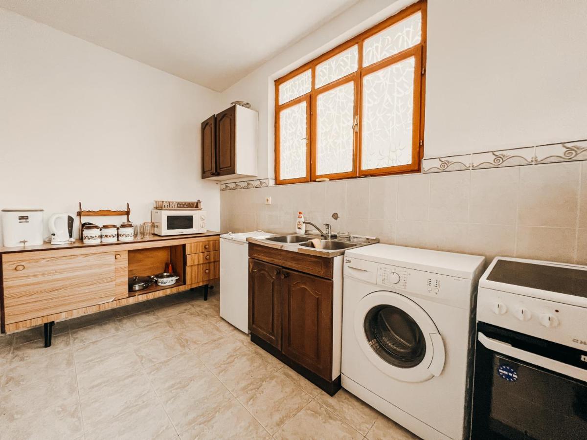 Vladivostok Apartments Tivat Ngoại thất bức ảnh