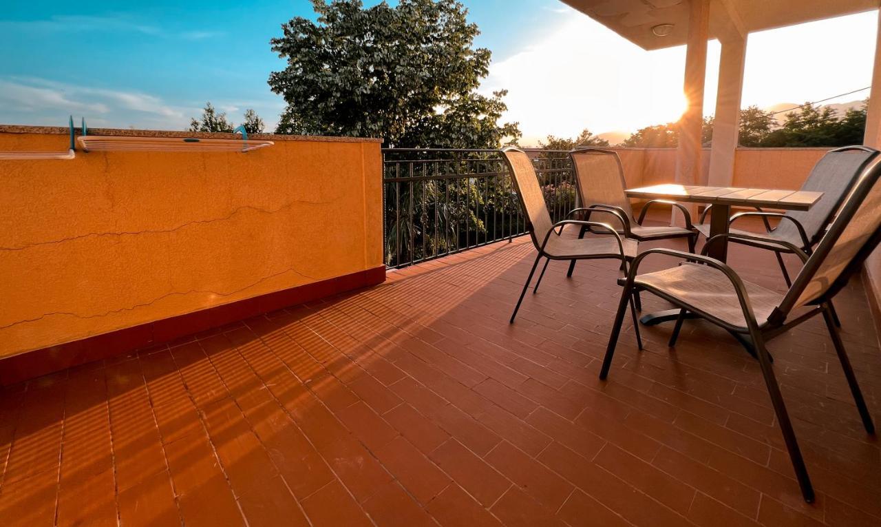 Vladivostok Apartments Tivat Ngoại thất bức ảnh