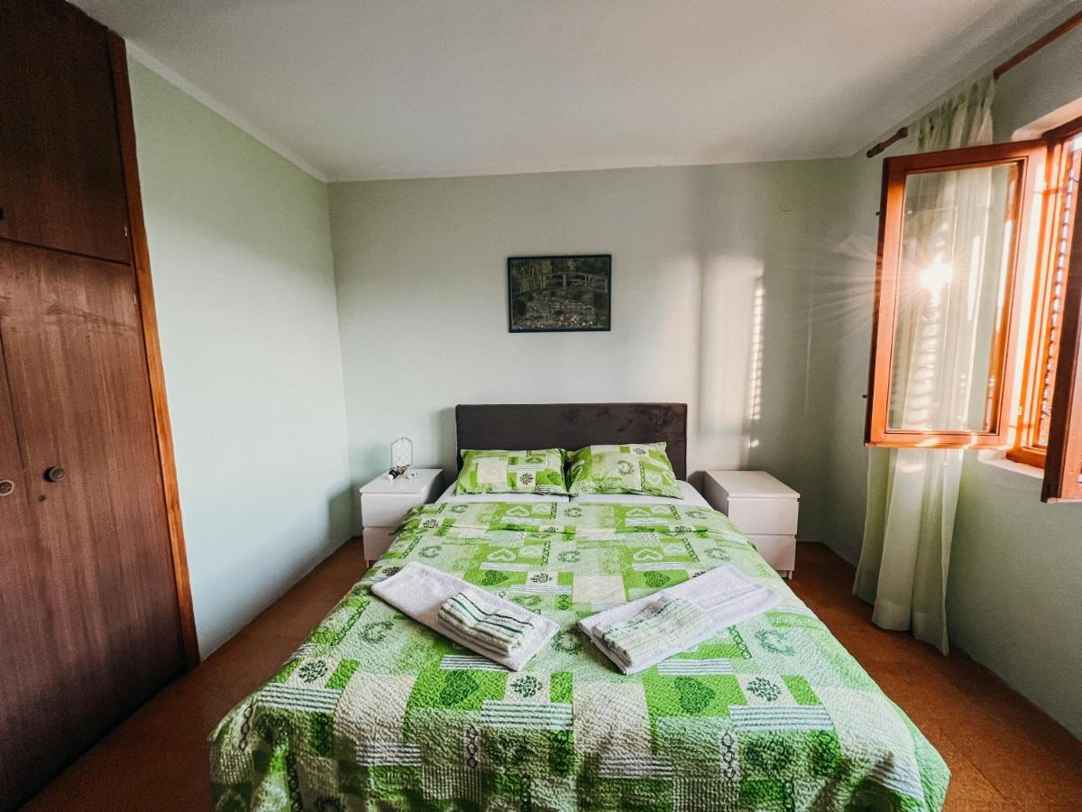 Vladivostok Apartments Tivat Ngoại thất bức ảnh