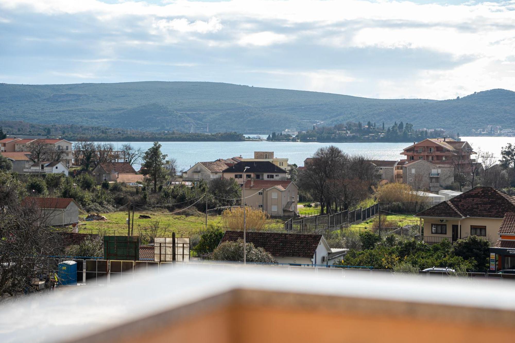 Vladivostok Apartments Tivat Ngoại thất bức ảnh