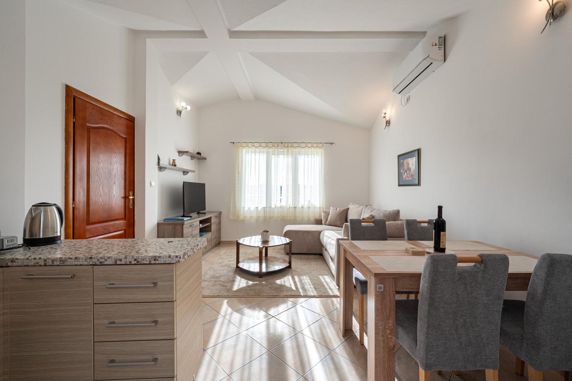 Vladivostok Apartments Tivat Ngoại thất bức ảnh